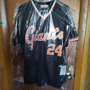 Willie mays XL brand new ,cooperstown colletion .offer